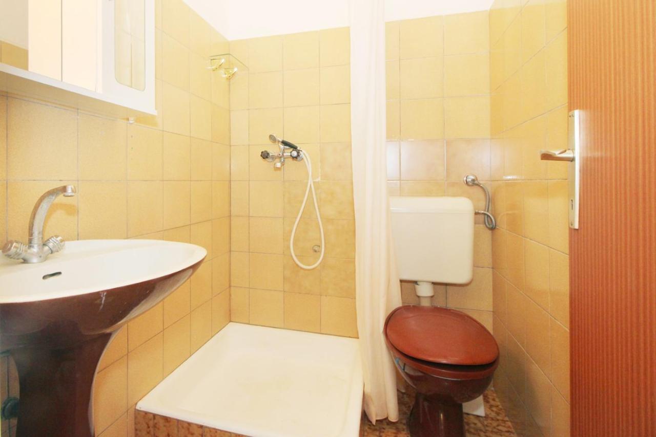Apartments Antonio Baška Voda Extérieur photo