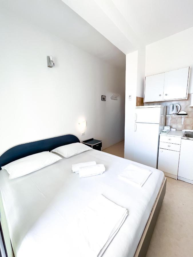 Apartments Antonio Baška Voda Extérieur photo